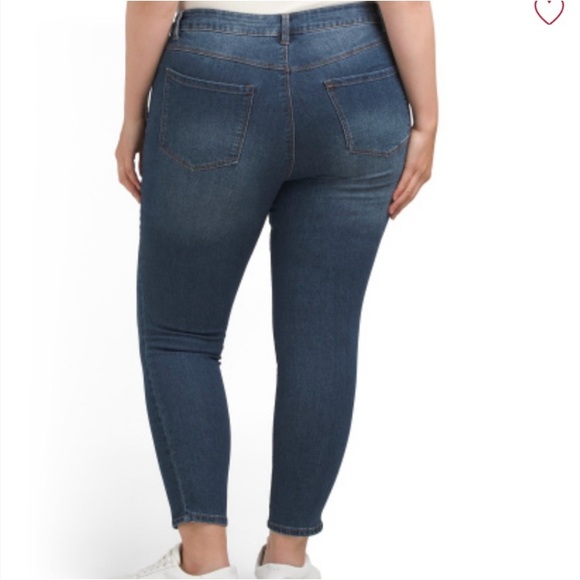 Women's Blue Jeans - Picture 2 of 6